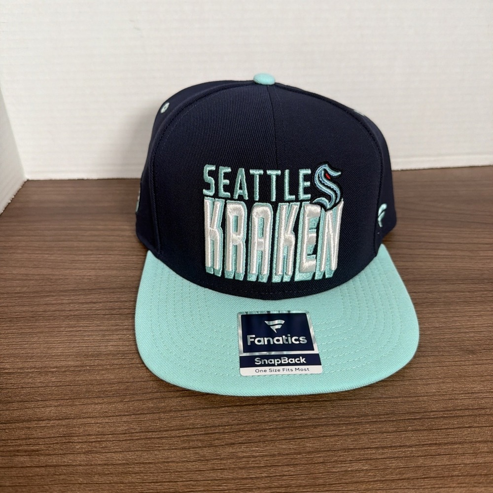Men's Fanatics Navy/Blue Seattle Kraken Heritage Retro Two-Tone Snapback Hat New